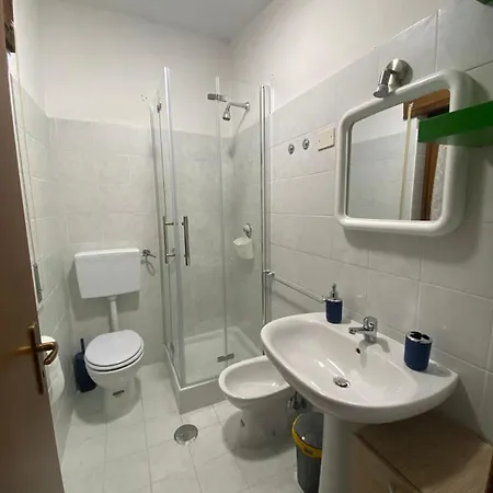 Ginestra Holiday home Pertosa
